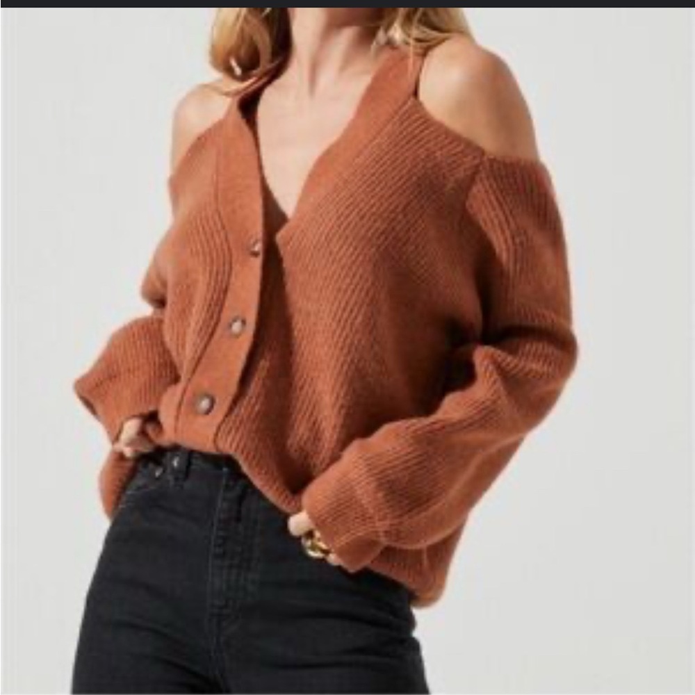 ASTR Women's Rust cold shoulder cardigan Sweater